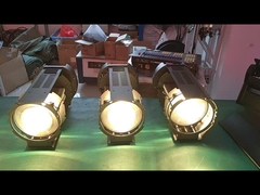 400W LED Fresnel Spotlight RGBAL 5 در 1 زوم خودکار کاملا قابل تنظیم از 2700 تا 12000K